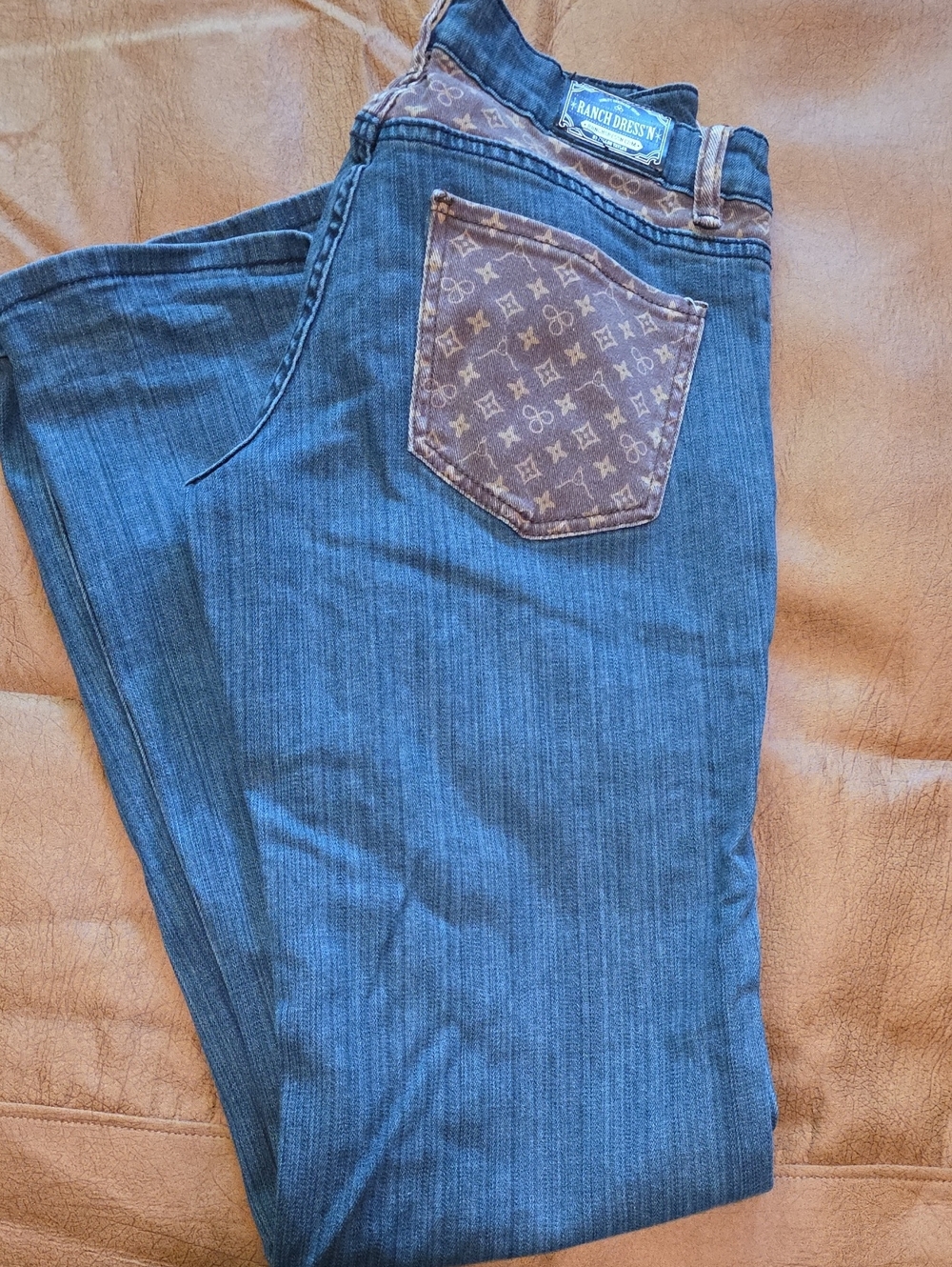 Women's Straight Leg Blue Denim Jeans with Patterned Back Pocket
